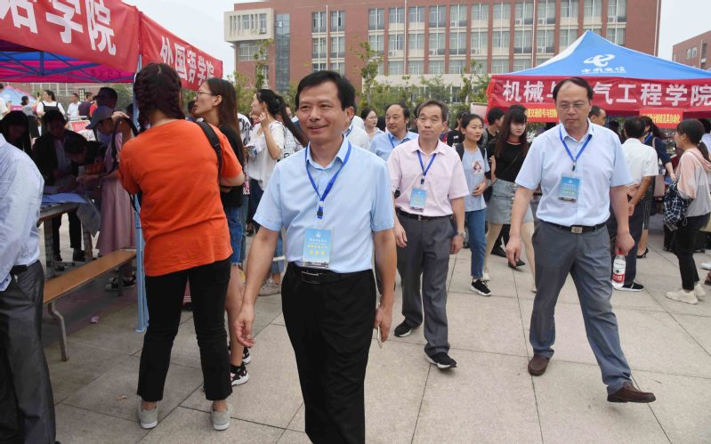 热烈欢迎2019年新同学,陇南师专喜迎2019级新同学