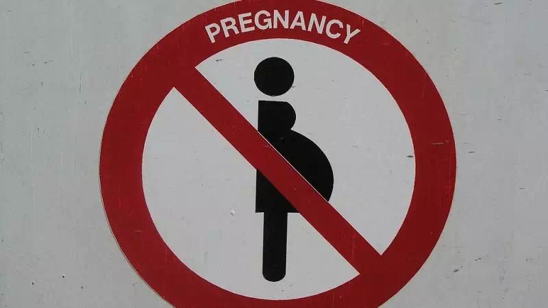 异维a酸是抗痘神器吗,异维a酸软胶囊祛痘坑痘疤