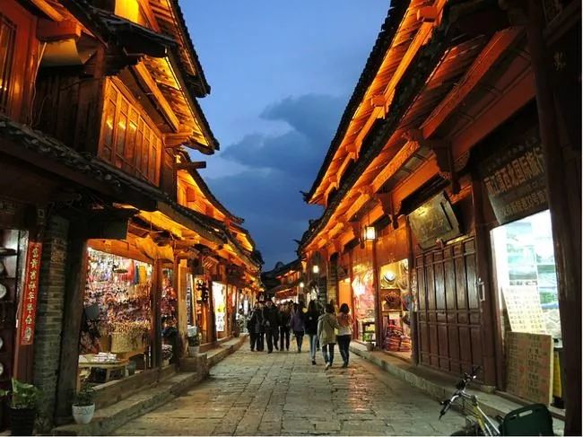 去丽江怎么订酒店民宿最便宜,去丽江怎么选民宿