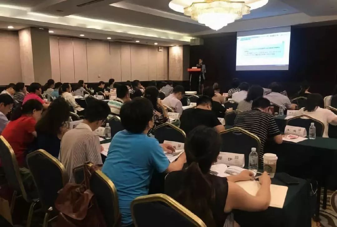 引智引制引治！中智咨询在引擎