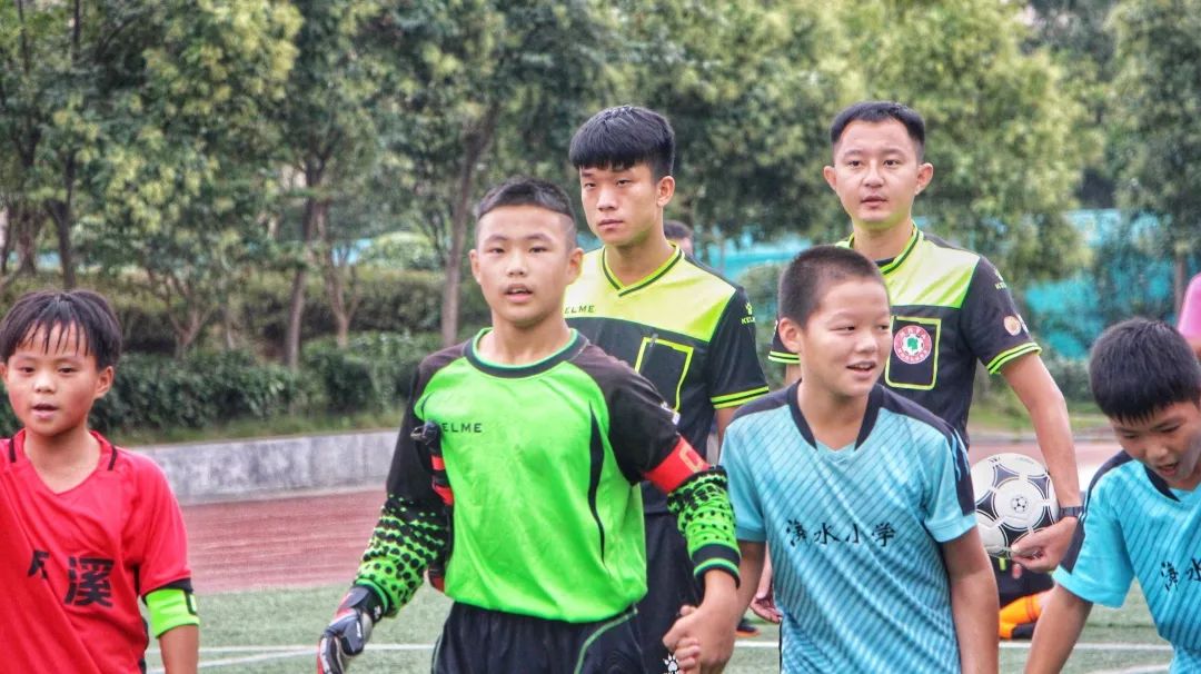 怀化市青少年足球队,怀化青少年足球联赛男子组成绩