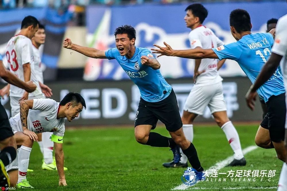 中超第2轮上海申花vs深圳佳兆业,郑龙进球比赛完整视频