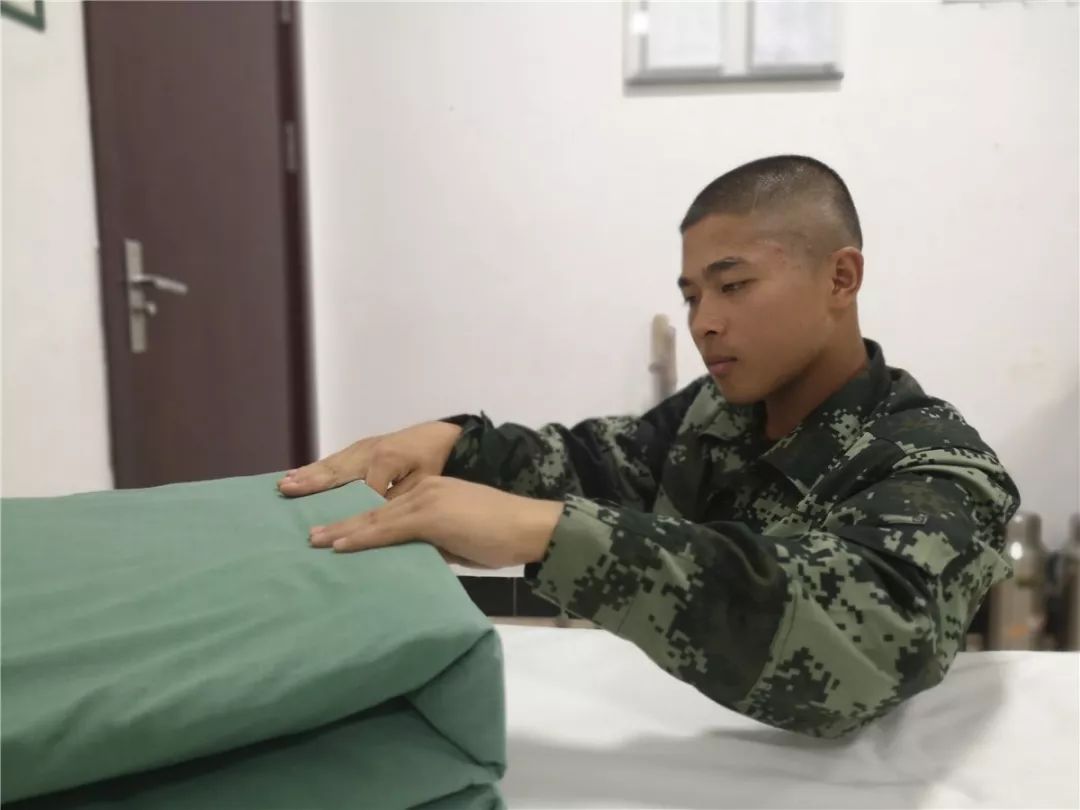 军营之星,新兵军营之星