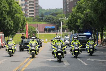 广州警察护跑团,广州黄埔马拉松有警察护跑团吗