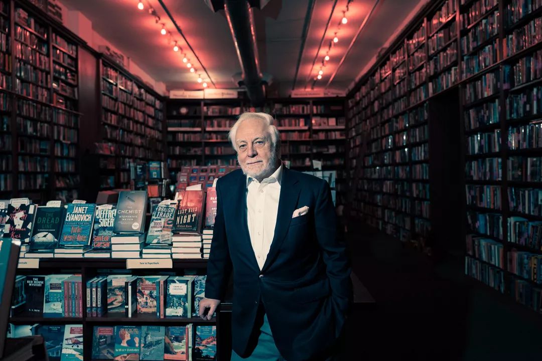 书店肖像摄影师,书店摄影人像