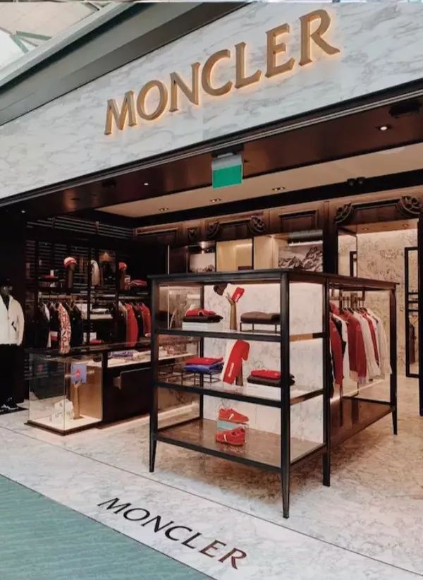 全球机场免税店买什么最便宜,美国机场什么值得买