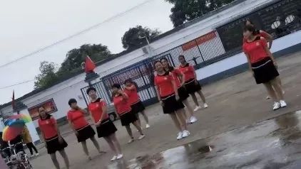 尊老敬贤的思想内涵,尊老敬贤的具体内容