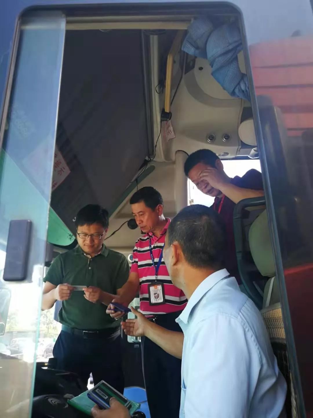 假日里,佛山的这些身影,最可爱!