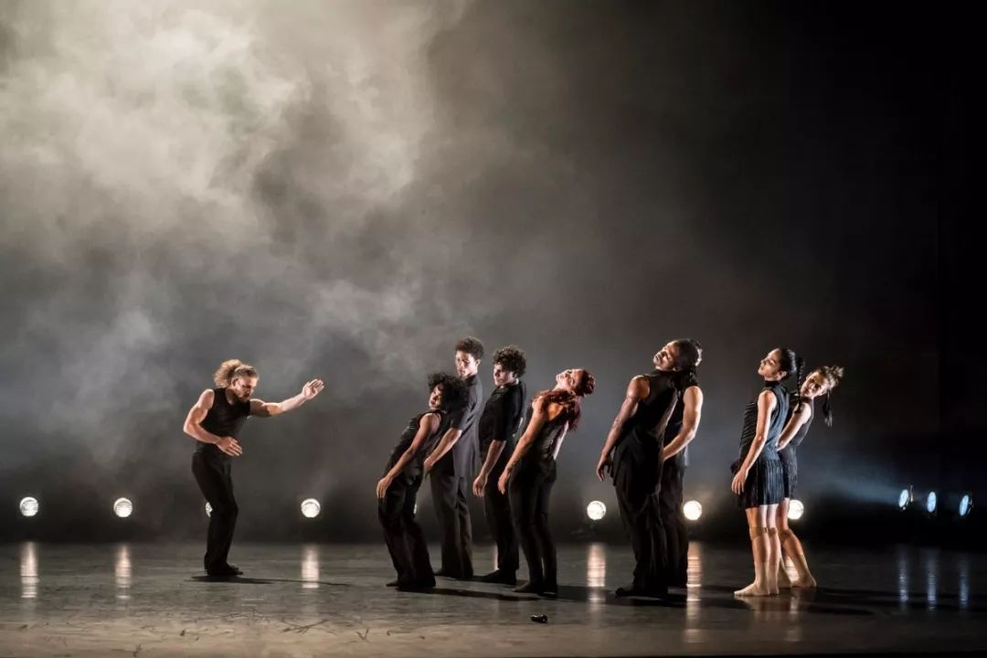 从贫民窟走出时尚女王,从小学芭蕾欧美舞王