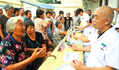为了庄严的承诺第三集,坚守郑重承诺决战脱贫攻坚