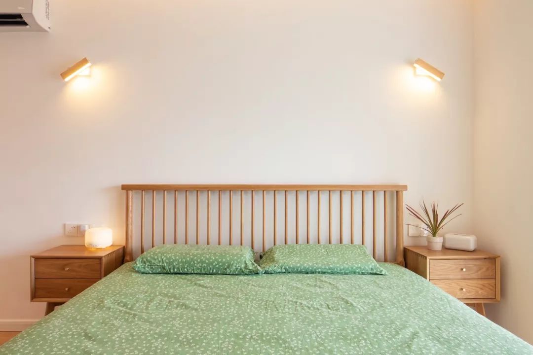 客厅没窗户没有阳光,客厅没有窗户一点采光都没有