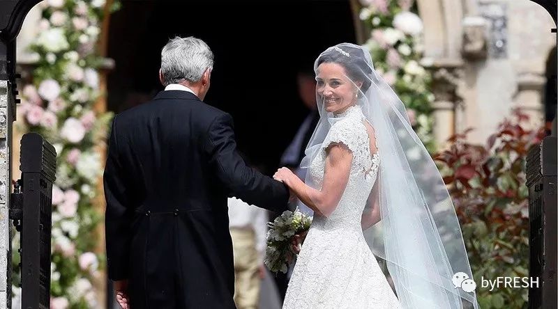 那些福布斯榜单上的女BOSS们，上班都穿什么衣服？