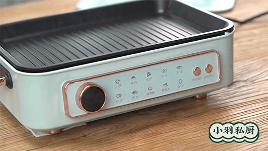 可煎可炒可炖的一款多功能锅,这款多功能锅可蒸可烤可煮