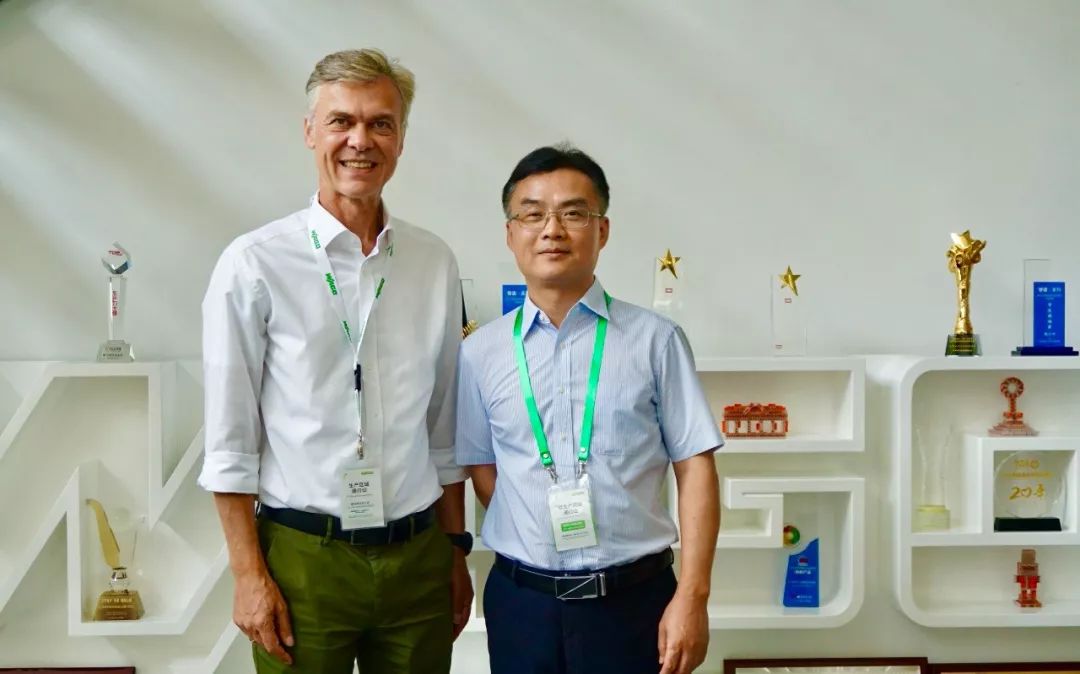 “中国通”万可，化境入微通中国