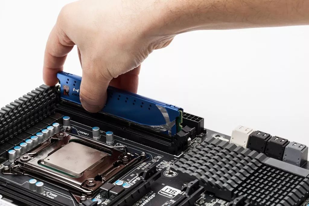 「又是一波重点」深度解析服务器科普知识｜CSDN博文精选