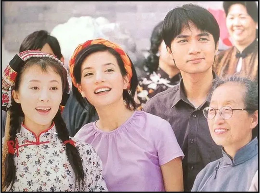 杜飞穿背带裤,杜飞穿背带裤图