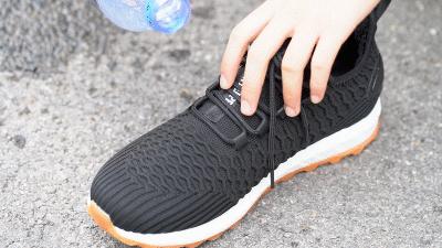 地表Zui强！暴雨蹦迪从不湿还巨暖和！比2个鸡蛋还轻，走8小时一点都不累