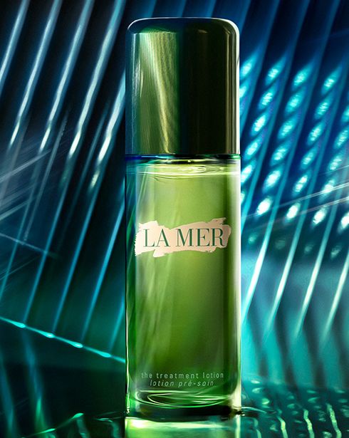 教科书级薅羊毛！新街口这家商场遭潘西疯抢