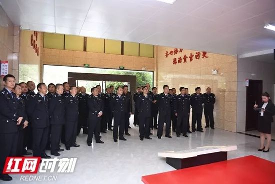 张家界全景夜景视频,张家界夜景灯光秀视频