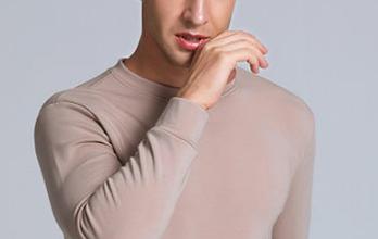 德国面料卫衣,摸着有点滑很舒服的面料卫衣