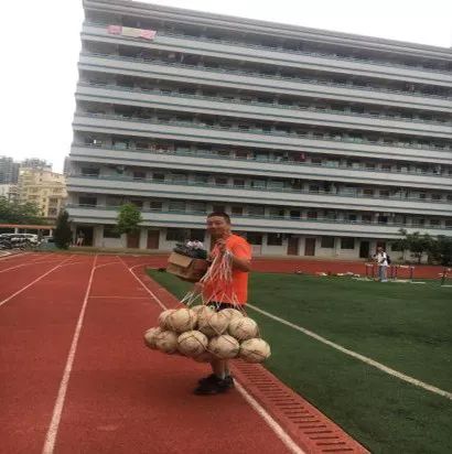 【活力邓中】绿茵点亮青春足球传递激情——记初一级射龙门比赛