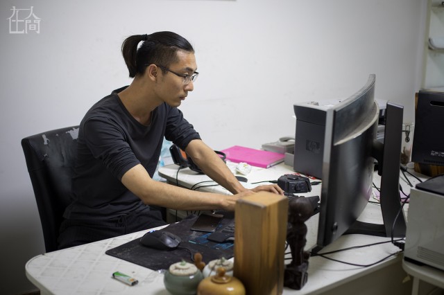 揭秘产品畅销全球的中国“情趣内衣小镇”