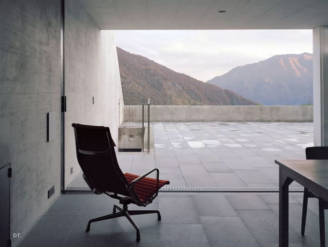 一面水泥墙惊艳了整个院子,水泥墙中式风格