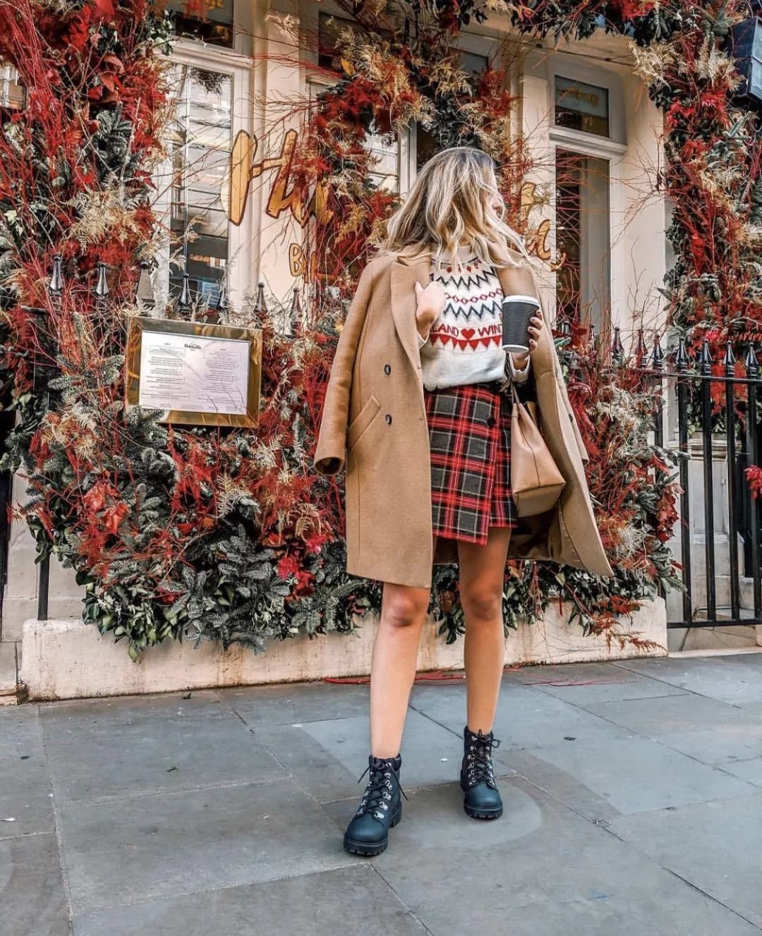 Fashion|秋冬毛衣挑选指南，助力慵懒又时髦的百变造型