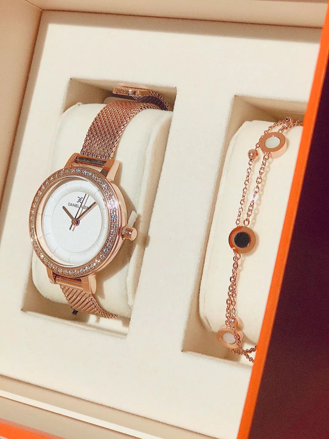 双十一是预售划算还是当天划算,双十一两波预售哪个划算