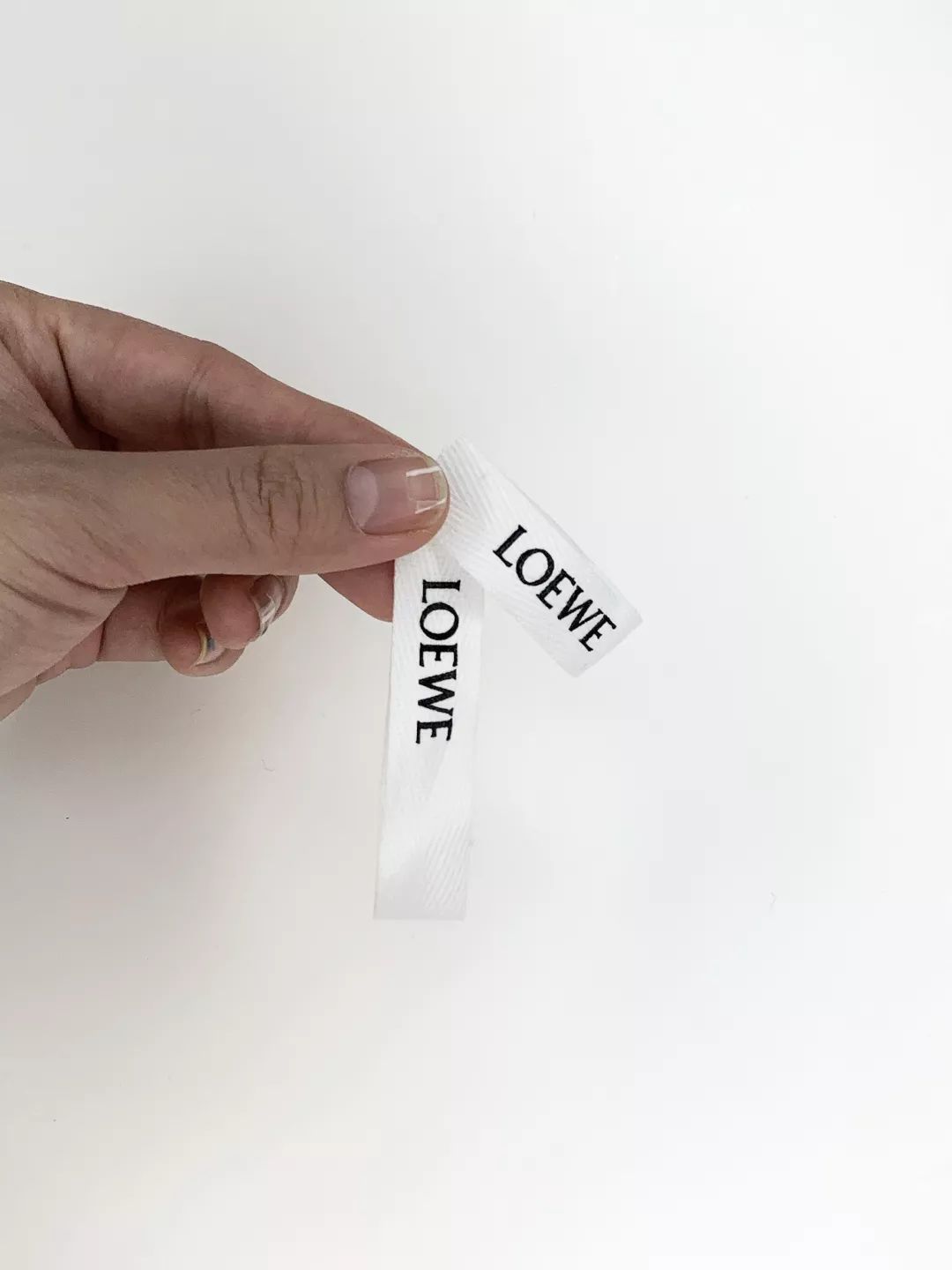 化妆品丝带怎么系,化妆品丝带礼盒系法