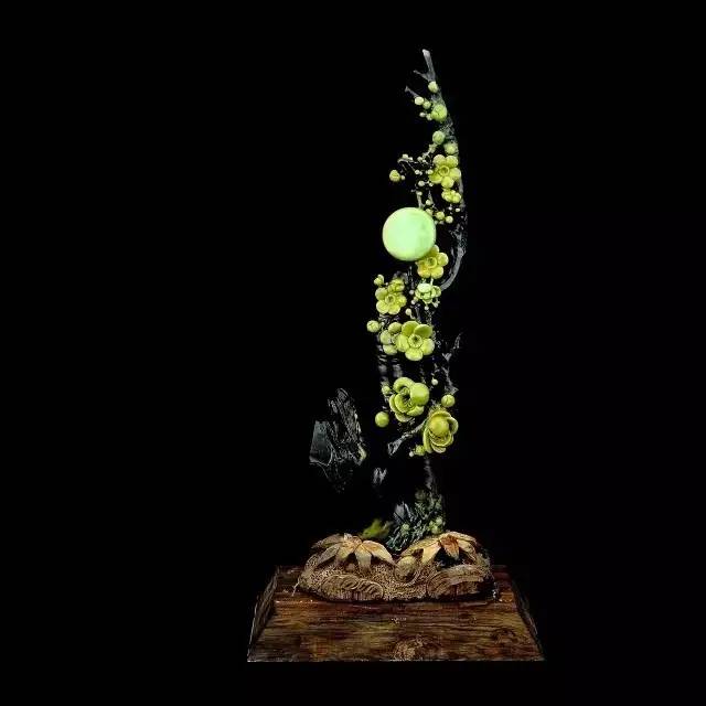 美玉“开花”，艳而不俗