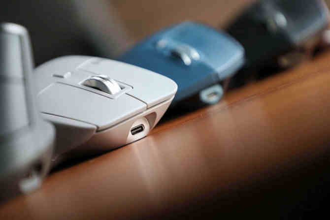 罗技鼠标mxmaster3,罗技mxmaster3和anywhere3