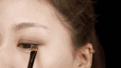 美丽品格年度单品|眼妆总是奇奇怪怪？你真的选对产品了吗？