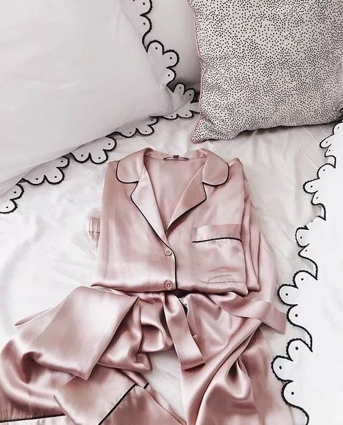 除了GU日本妹子的睡衣都是在这里买的！太太太太太可爱了