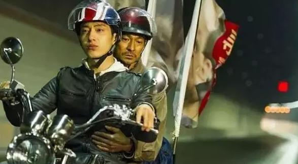 人到四十不交三人是什么意思,人到四十一不换二不碰是什么意思