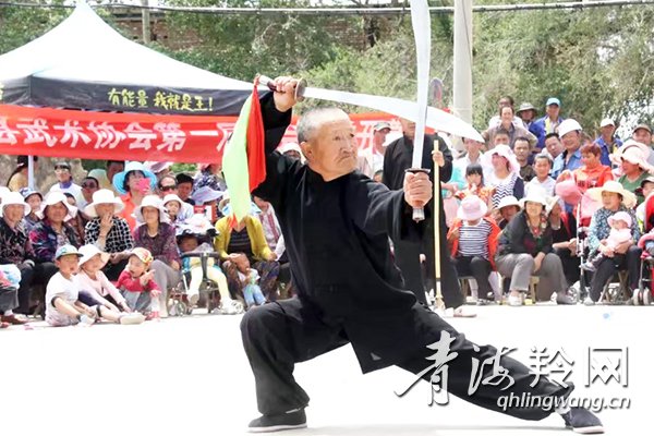 天冷挡不住健身者的步伐,天冷了也挡不住跑步的热情