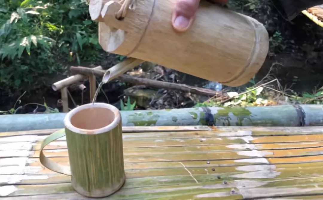 河南大爷做出2600年前的鲁班凳,山村老人制作鲁班凳惊艳国外