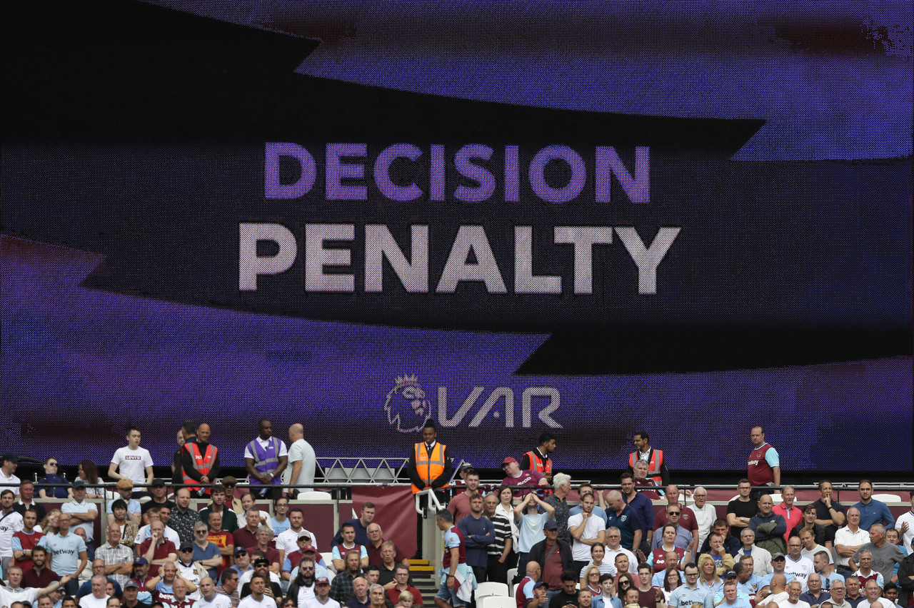 var越位判罚集锦,var对于越位应该如何判罚