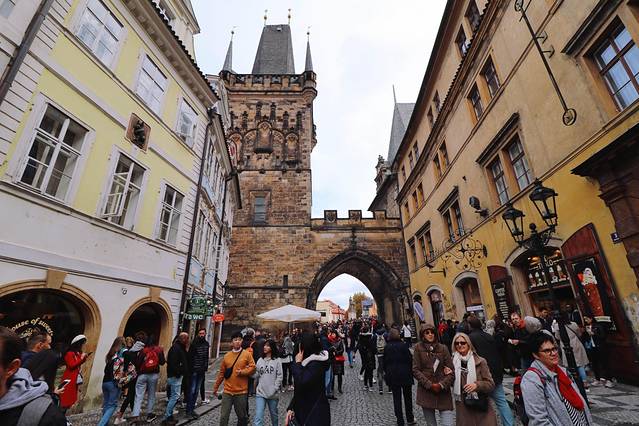 借一场旅行遇见最美的美景,旅行看最美的风景