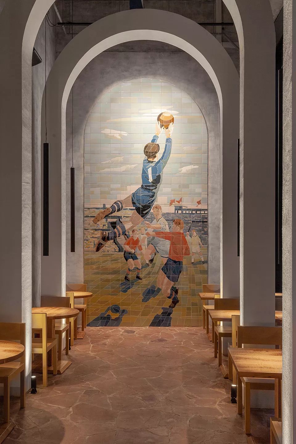 苏维埃与意大利本土风格的碰撞-FanFood披萨餐厅