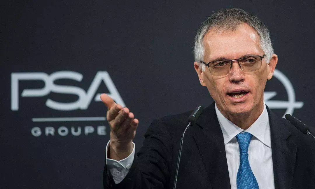 二线豪华品牌启示录|DS之殇，仅靠感观的豪华如何撑起“前卫的巴黎”？