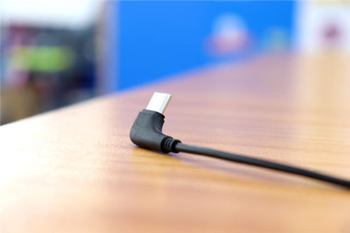 倍思游戏耳机c18,倍思c18沉浸式耳机