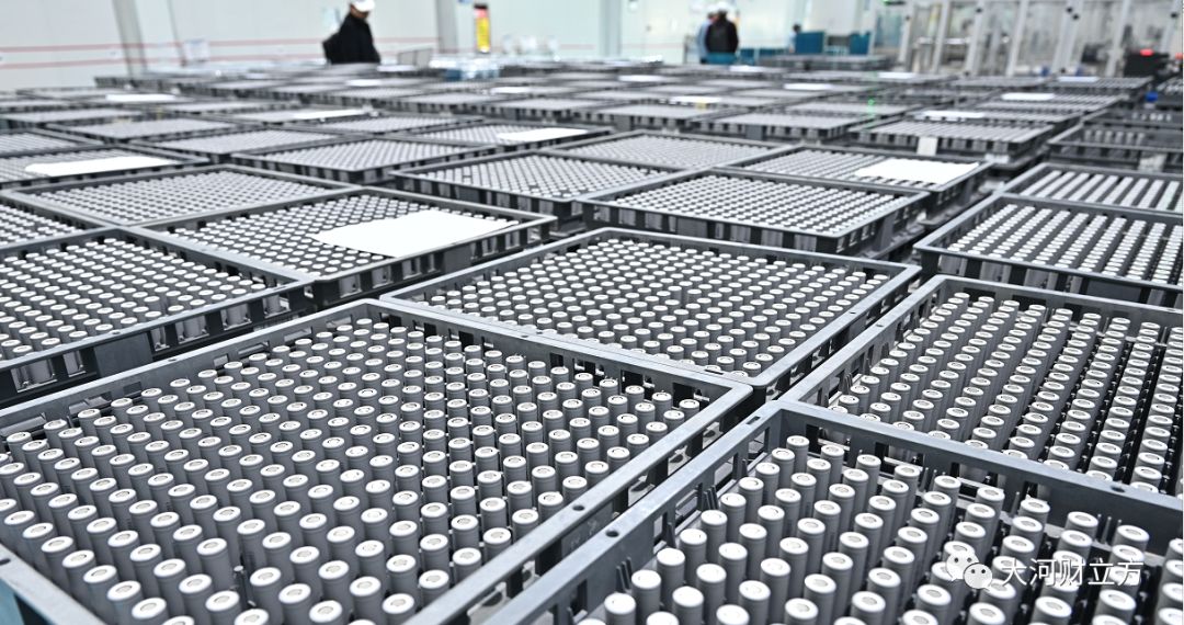 独家回应！深圳比克引发A股“连环雷”，实探郑州工厂|极刻