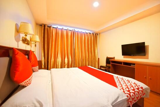 去青海旅游住哪里比较好,去青海旅游住哪比较方便