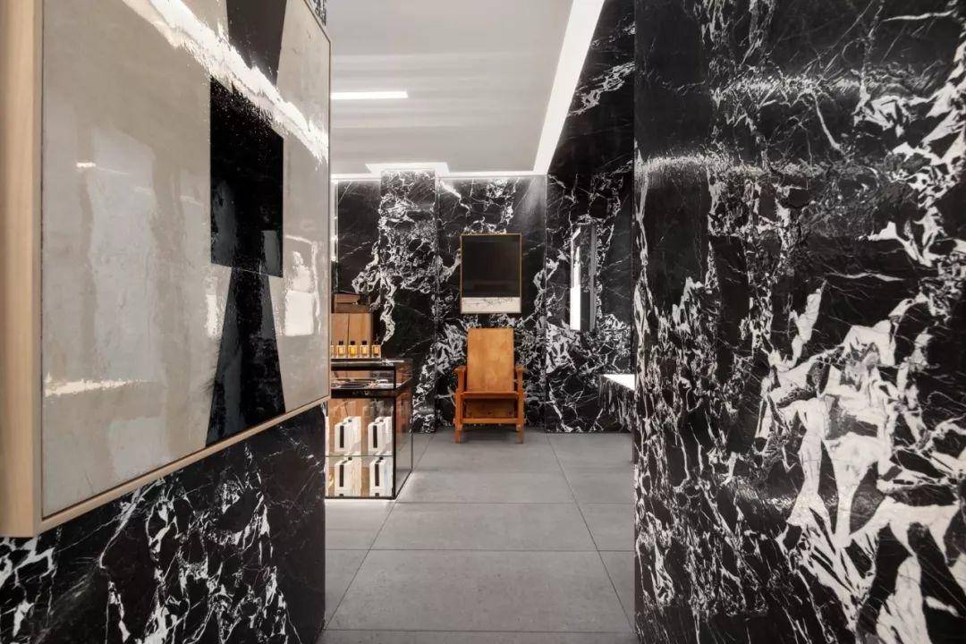 g-dragon权志龙合唱,nike定制款小权志龙