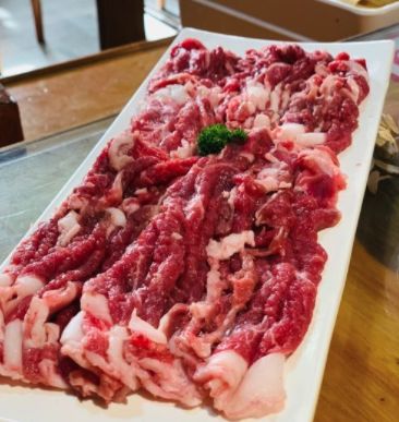 唉哟~~好凉快哟~~好大滴风哟~~~~呜呜喳喳的大风，吹的你们东倒西歪赶紧来点火锅续命