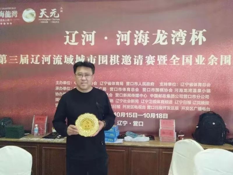 黑白世界百味人生,黑白的世界黑白的人生