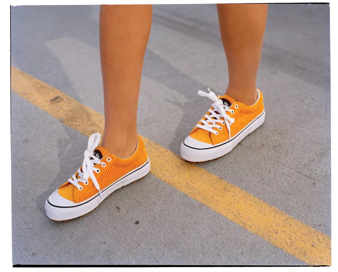 热门灯芯绒,高品质的灯芯绒