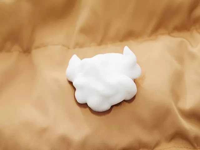 干洗店教你清洗羽绒服,干洗店清洗羽绒服最好的方法