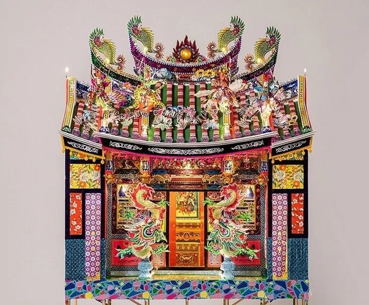 中国人烧给死人的纸扎，登上巴黎设计周，还被法国博物馆收藏